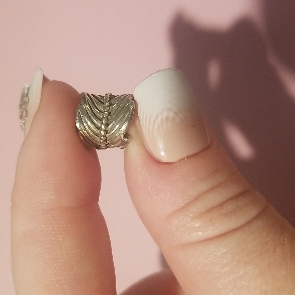 Pandora bracelet charm - feather